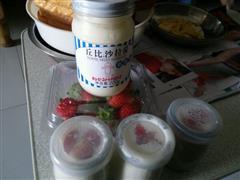 酸奶机做草莓酸奶