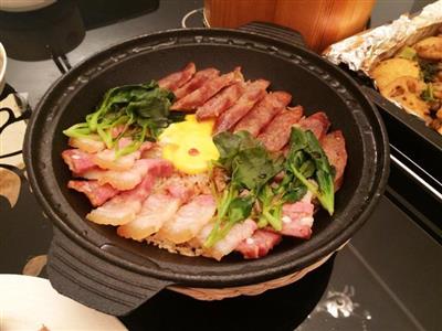 铁锅-香肠咸肉煲仔饭