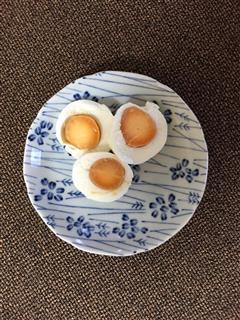 腌鸡蛋的热量