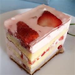 草莓慕斯蛋糕-简单-和蛋糕店的味道一样