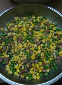 玉米豌豆炒叉烧