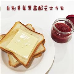 自制草莓果酱-Breakfast