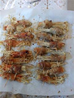 烤五花肉卷金针菇