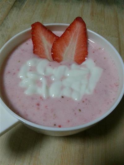 甜品-草莓酸奶