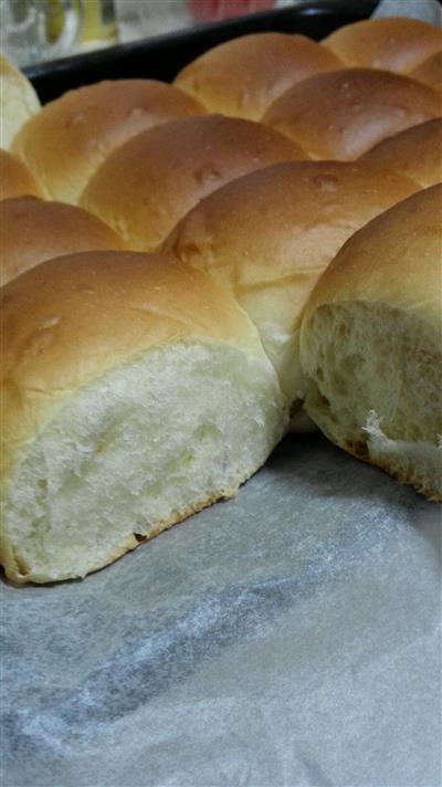 松软中种甜面包