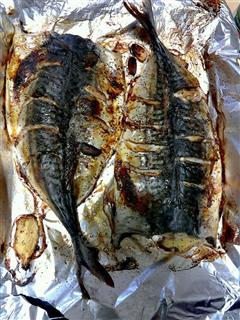 日式盐烤青花鱼的热量