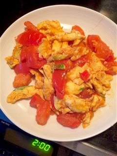 西红柿炒鸡蛋，简单菜不简单的热量