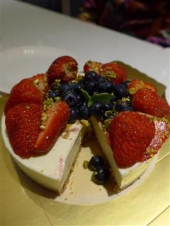 蓝莓酸奶芝士蛋糕的热量