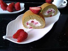 抹茶草莓小四卷-不开裂的蛋糕卷的热量