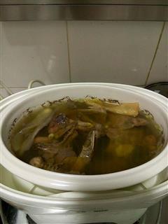 绿豆鸽子汤的热量