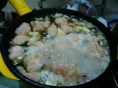 虾滑豆腐汤