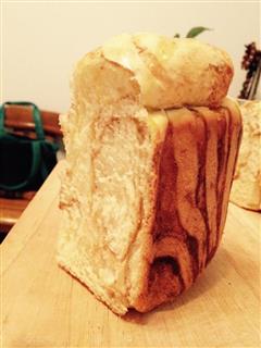 面包机做豆沙卷面包
