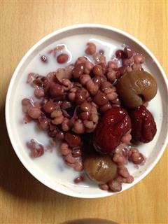 红豆薏米椰奶甜品