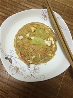 咸鸭蛋黄瓜西红柿炒饭