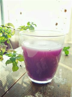 紫薯银耳莲子汤