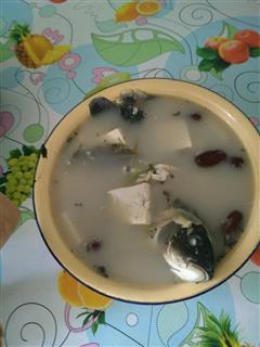 鲤鱼豆腐汤