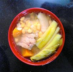 霸王花/火龙果花黄豆毛薯红萝卜猪骨润汤的热量