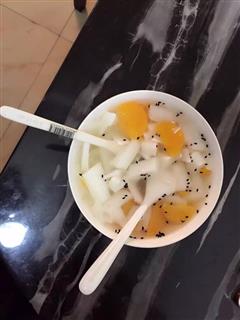 水果杏仁腐
