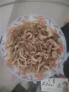 蘑菇炒肉