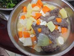 减肥高蛋白土豆胡萝卜牛肉汤