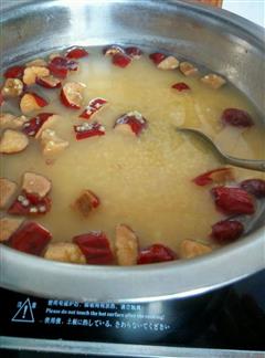 红枣小米粥的热量