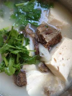 牛肉豆腐汤
