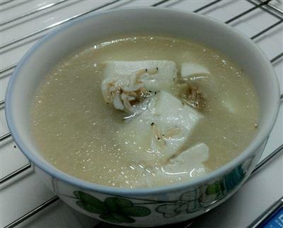 秋季豆腐虾皮排骨汤