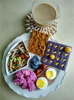 健康蛋奶紫薯紫甘蓝蛋奶松饼