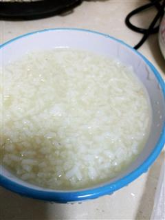 菊花红枣糯米粥