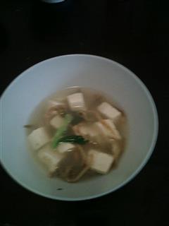 豆腐青菜海鲜汤