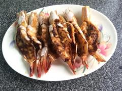 黑椒蒜蓉烤虾