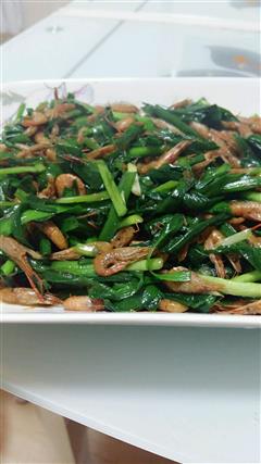 韭菜炒河虾