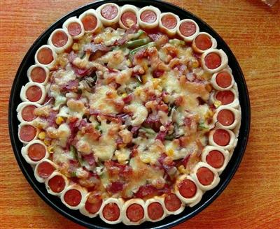 美味花边披萨