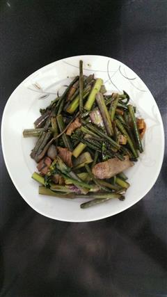 武汉特产-腊肉炒菜苔