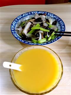 减肥餐-枸杞燕麦豆浆，杂蔬小炒