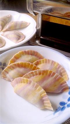 彩虹海鲜水饺