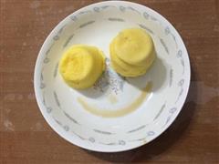 超简单的微波炉酸奶柠檬蛋糕