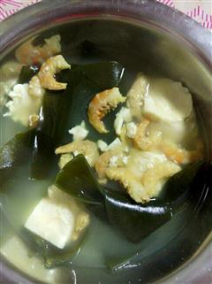 虾米豆腐海带汤