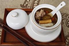 广东靓汤-清补凉排骨汤的热量
