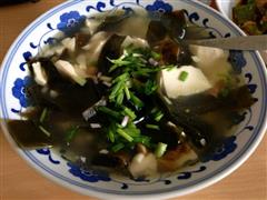 排骨海带豆腐汤的热量