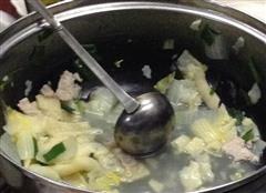 蛋燕蔬菜肉丝汤