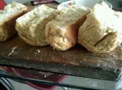 一个面包机两种手撕面包