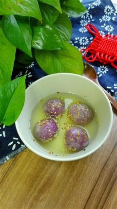 健康低卡的紫薯鲜奶水晶汤圆
