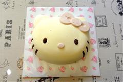 Hello Kitty 酸奶乳酪慕斯蛋糕