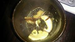 泰式肉皮紫菜菌菇汤