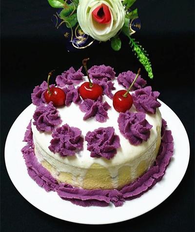 紫薯裱花酸奶蛋糕