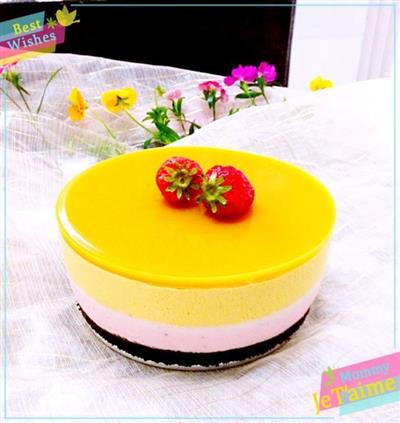 芒果草莓慕斯蛋糕