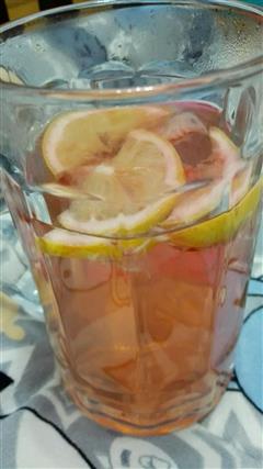 柠檬草莓茶