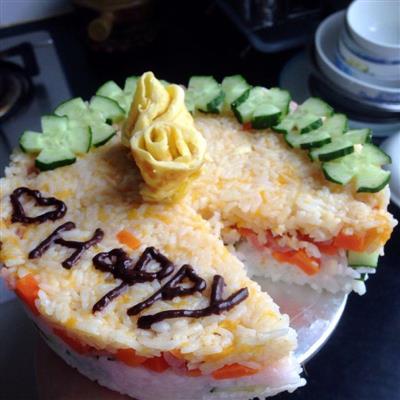 米饭生日蛋糕