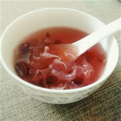 早餐酸甜蔓越莓银耳汤的热量